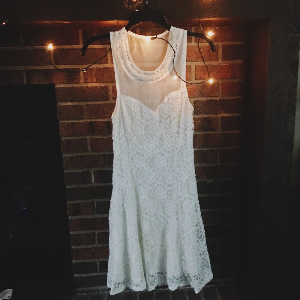 *SALE* DEBS Homecoming/Prom dress!!